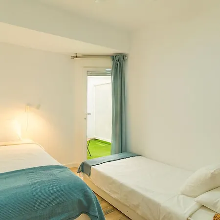 Modern Brand New Centre 2 Апартаменты